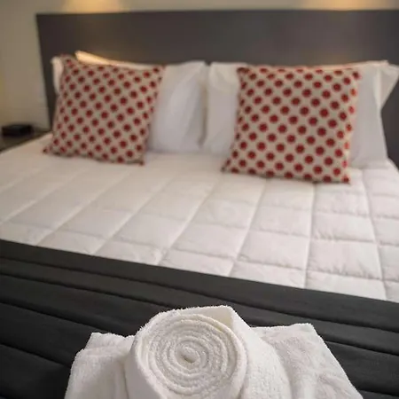 West Plaza Hotel Wellington Room photo